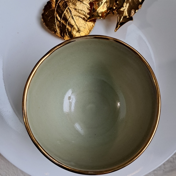 Pauline Pelletier gold-rimmed  green ceramic bowl - Picture 3 of 6